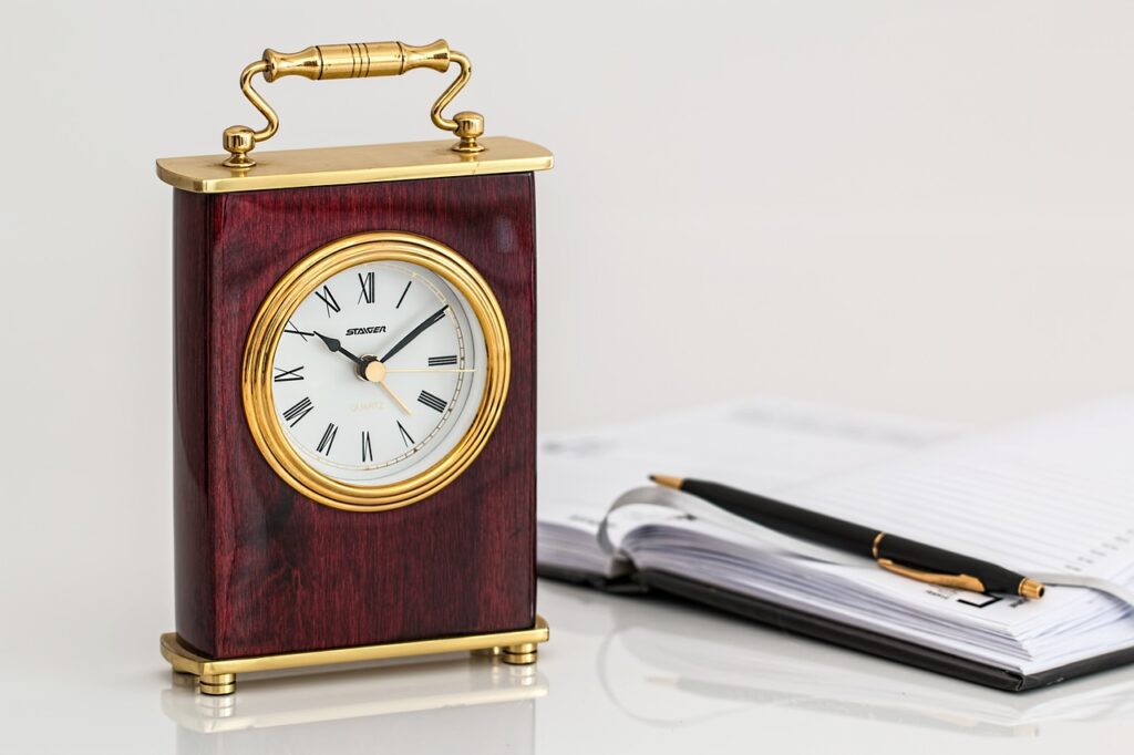 carriage clock, timepiece, time
