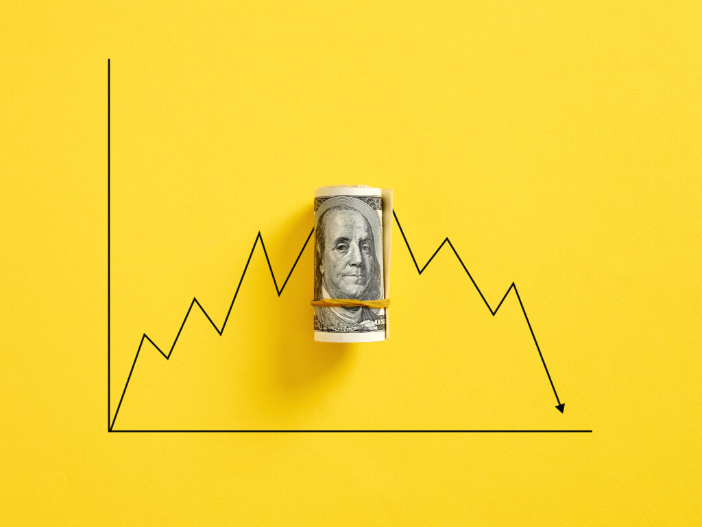 Dollar currency fluctuation and saturation point.